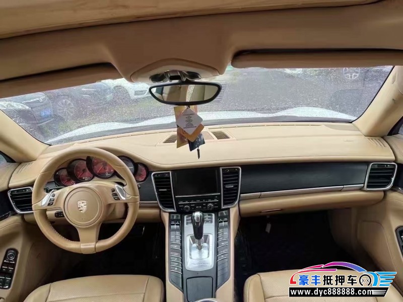 11年保时捷帕纳梅拉轿车抵押车出售