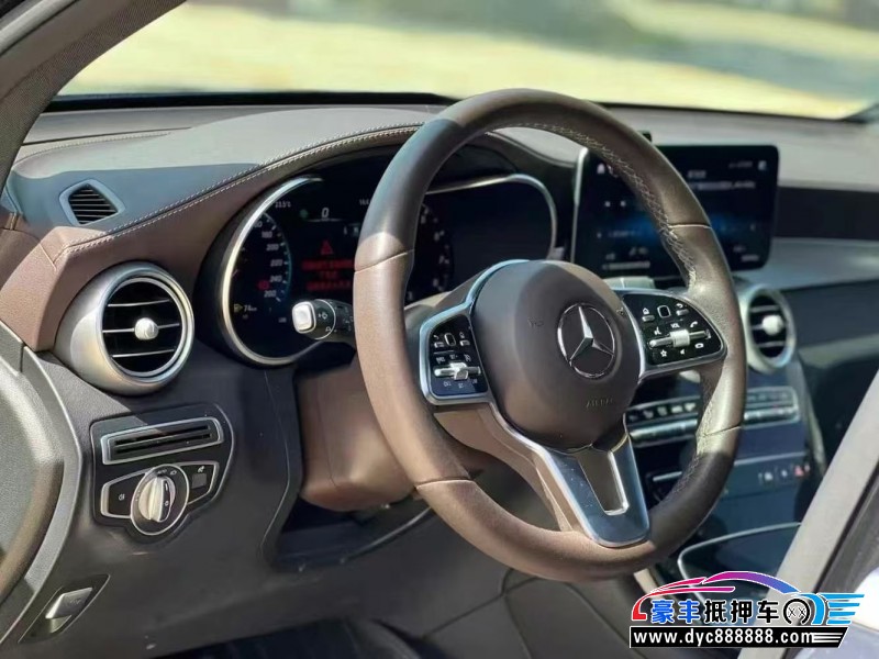 22年奔驰GLC轿车抵押车出售