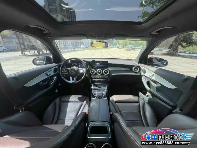 22年奔驰GLC轿车抵押车出售