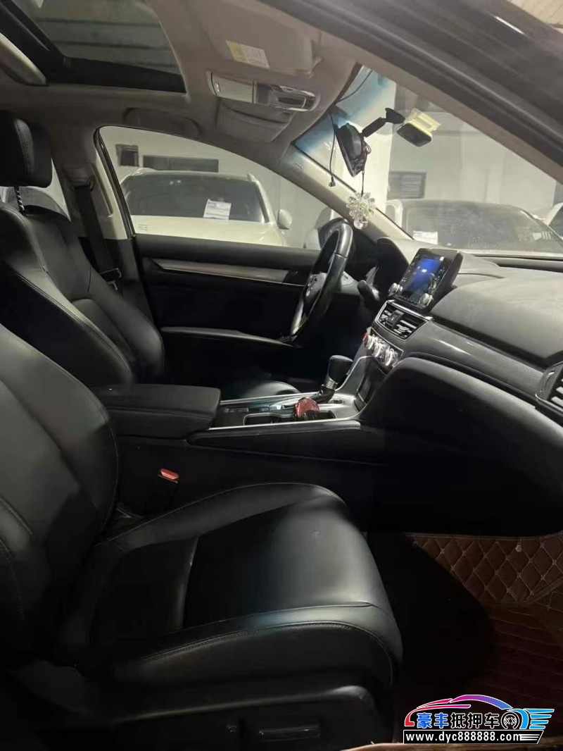 19年本田雅阁轿车抵押车出售