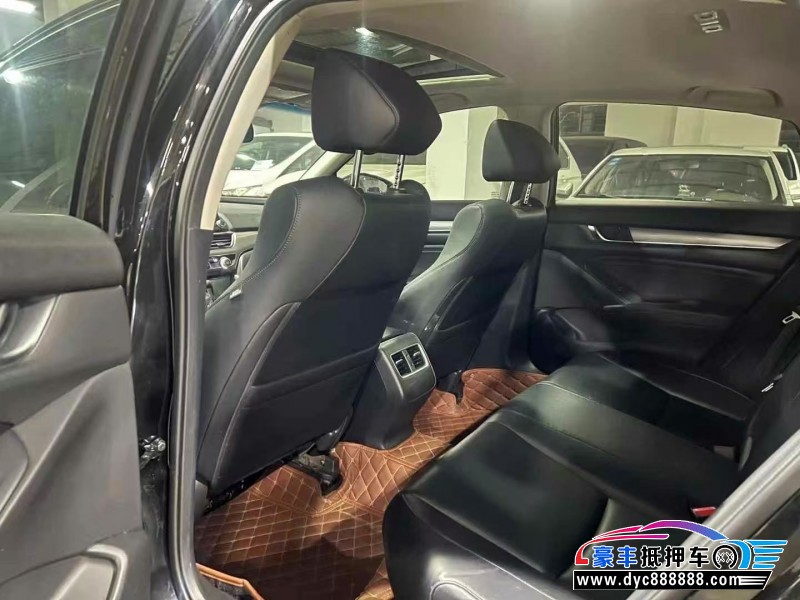 19年本田雅阁轿车抵押车出售