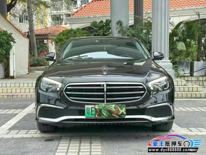22年奔驰E轿车抵押车出售