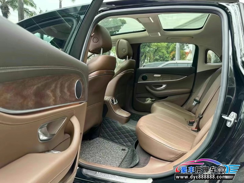 22年奔驰E轿车抵押车出售