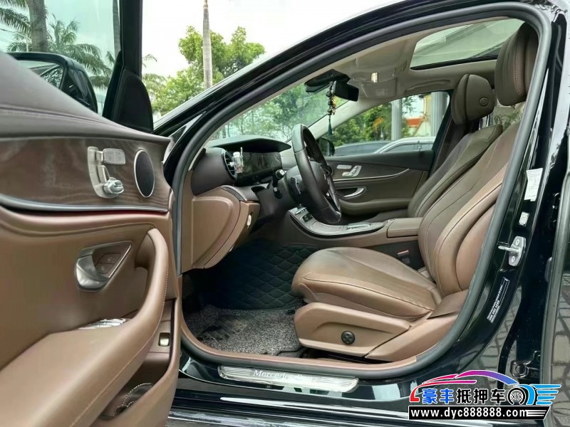 22年奔驰E轿车抵押车出售