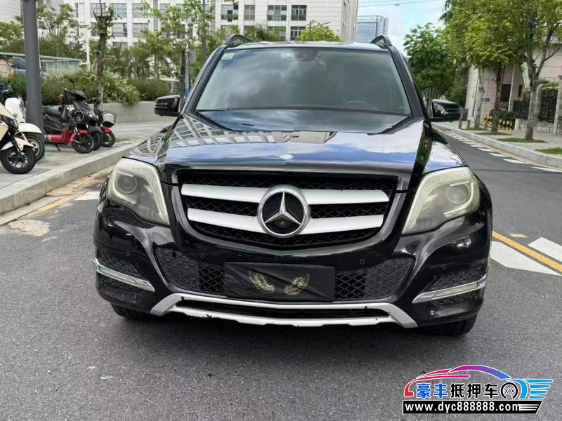 13年奔驰GLK轿车抵押车出售