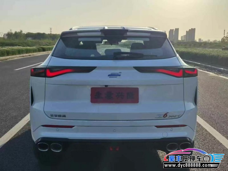 25年长安欧尚Z6轿车抵押车出售