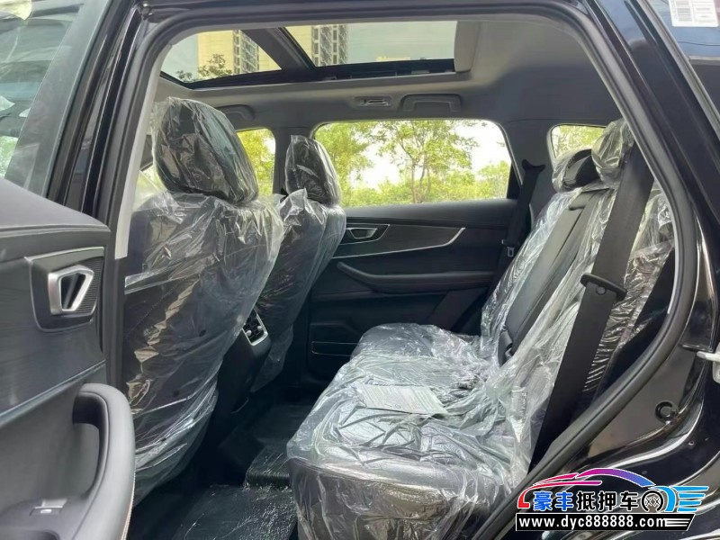 25年奇瑞瑞虎8轿车抵押车出售