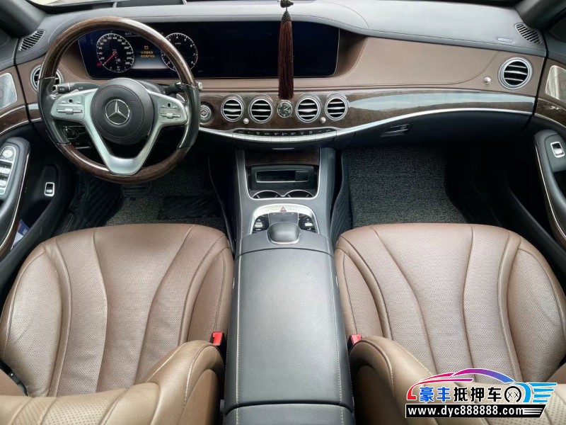 20年奔驰S轿车抵押车出售