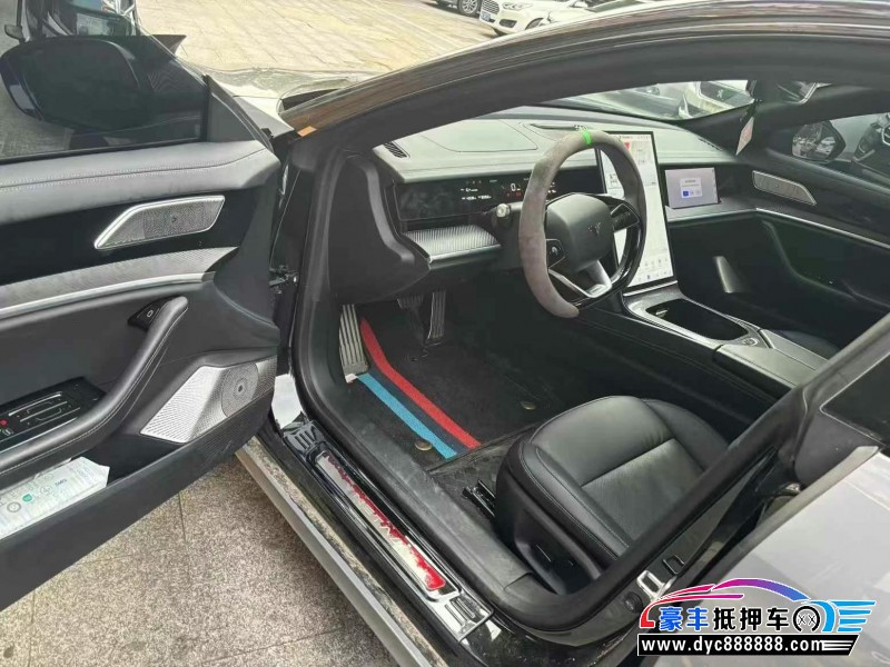 23年哪吒S轿车抵押车出售