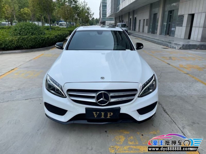 抵押车出售18年奔驰C轿车