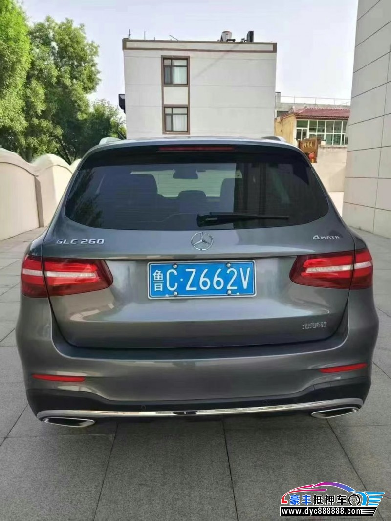 17年奔驰GLC轿车抵押车出售