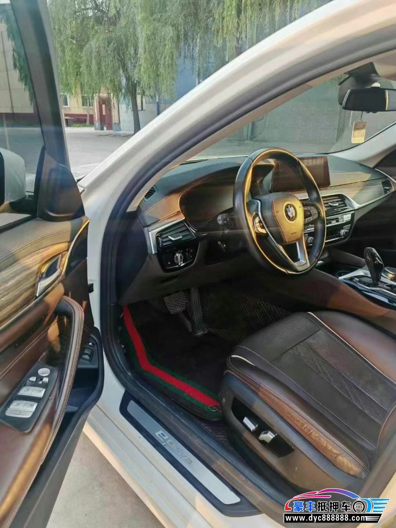 19年宝马5系轿车抵押车出售