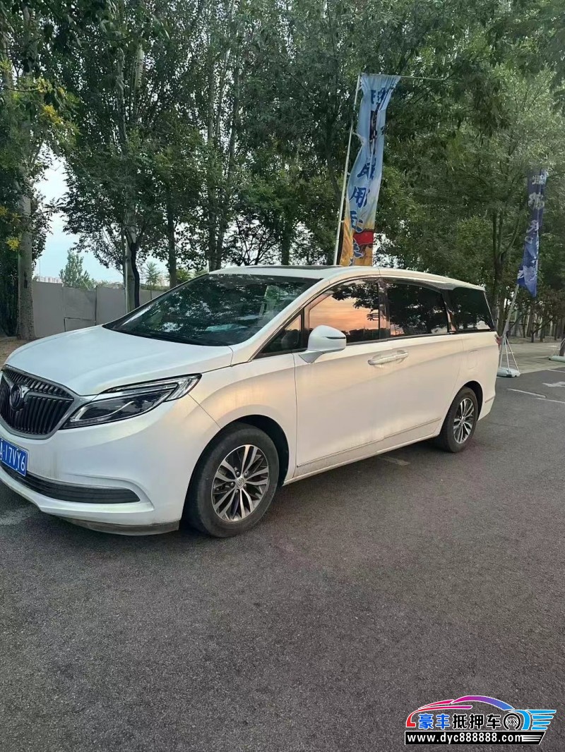 18年别克GL8轿车抵押车出售