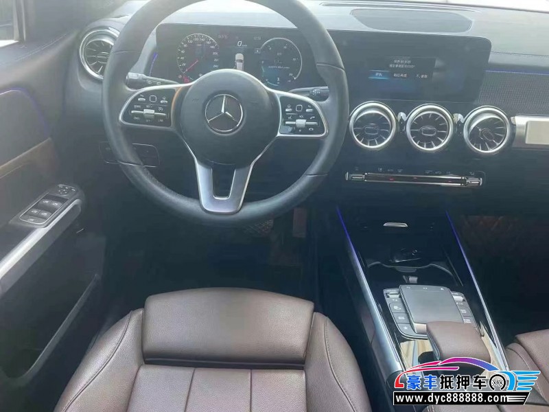 21年奔驰GLB轿车抵押车出售