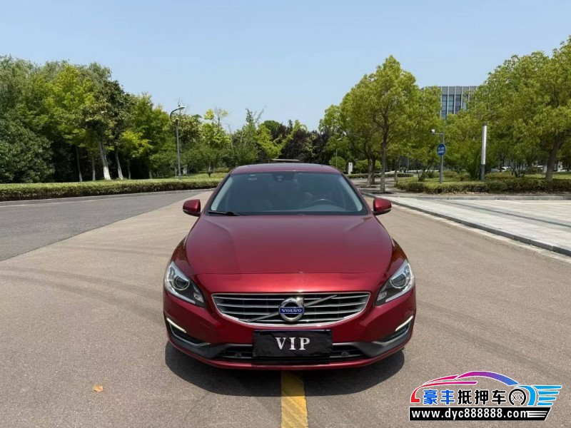 14年沃尔沃S60轿车抵押车出售