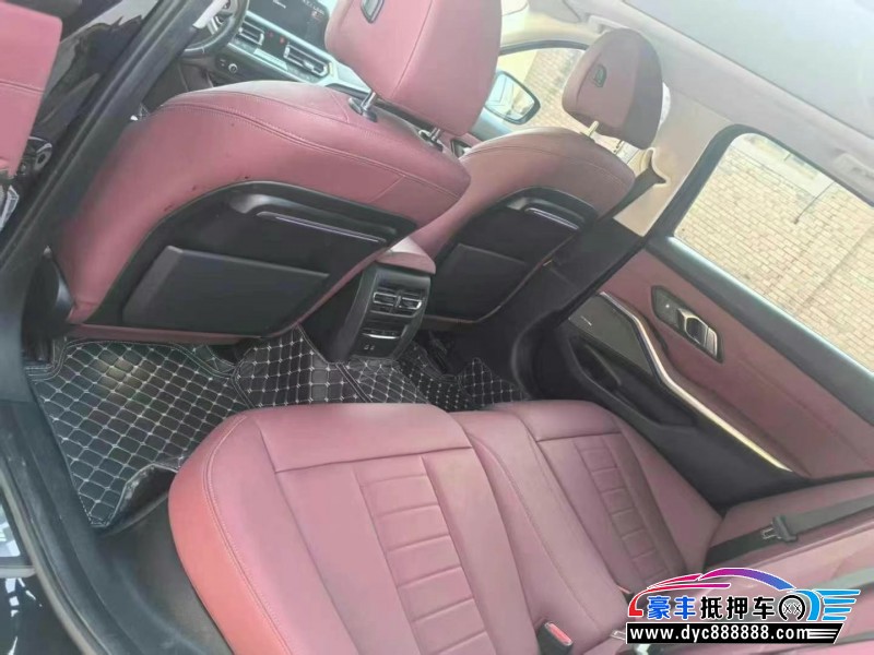 21年宝马3系轿车抵押车出售