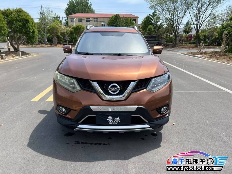 17年日产奇骏轿车抵押车出售