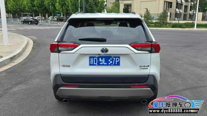 23年丰田RAV4轿车抵押车出售