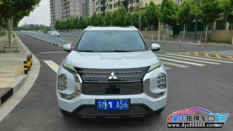 23年三菱欧蓝德轿车抵押车出售