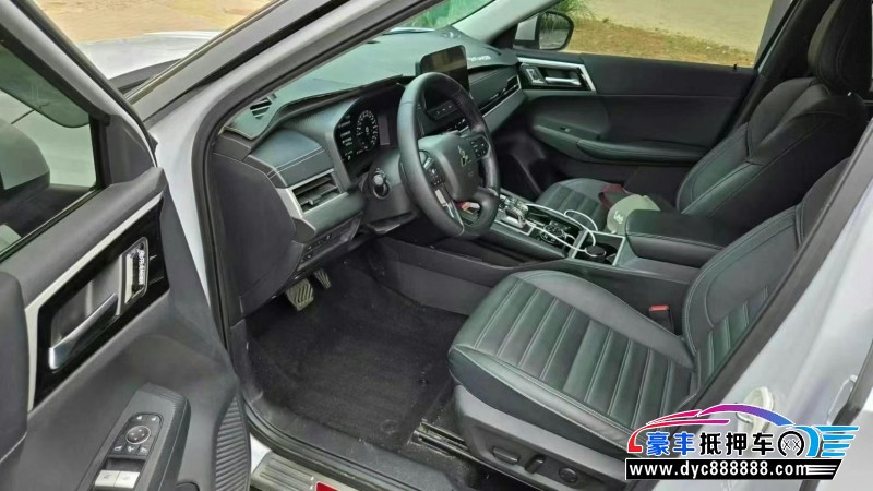 23年三菱欧蓝德轿车抵押车出售