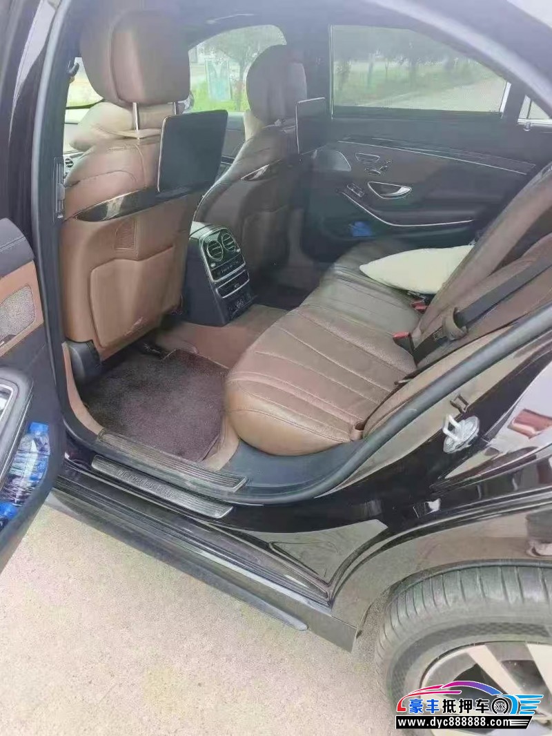 19年奔驰S轿车抵押车出售