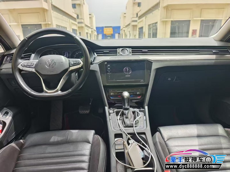 22年大众迈腾轿车抵押车出售