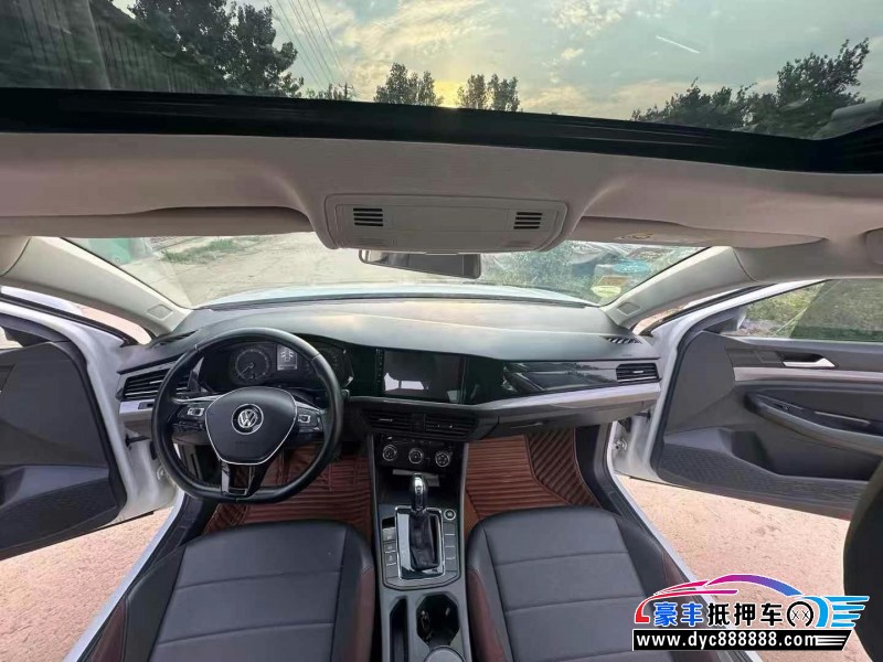 19年大众宝来轿车抵押车出售