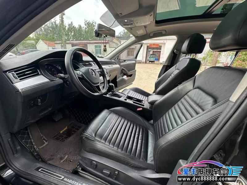 19年大众迈腾轿车抵押车出售