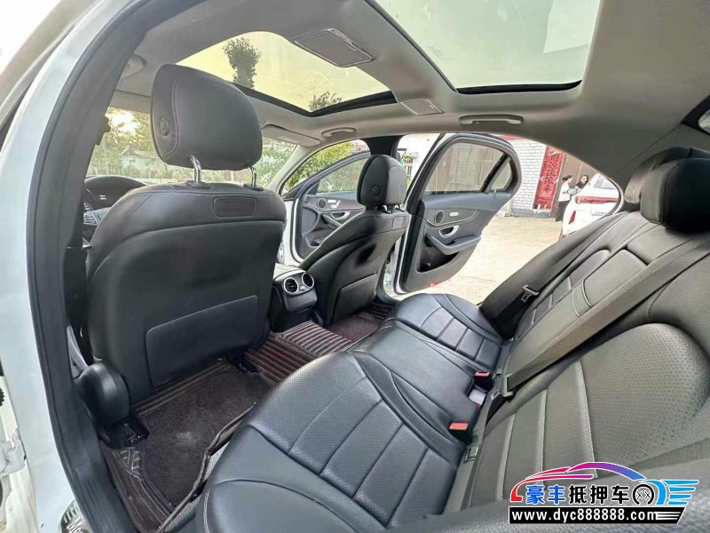 17年奔驰C轿车抵押车出售