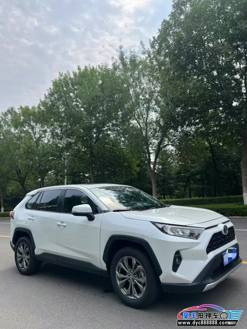 24年丰田RAV4轿车抵押车出售