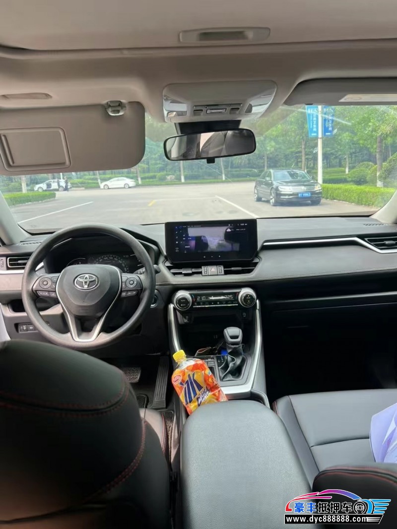 24年丰田RAV4轿车抵押车出售