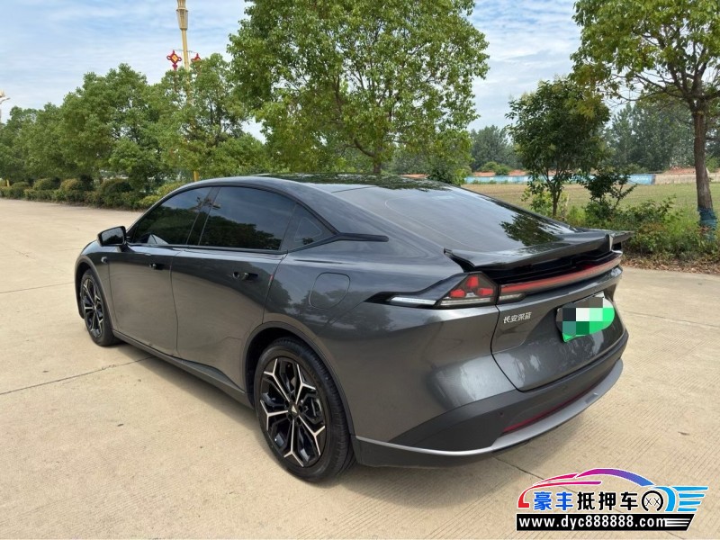 25年长安深蓝L07轿车抵押车出售