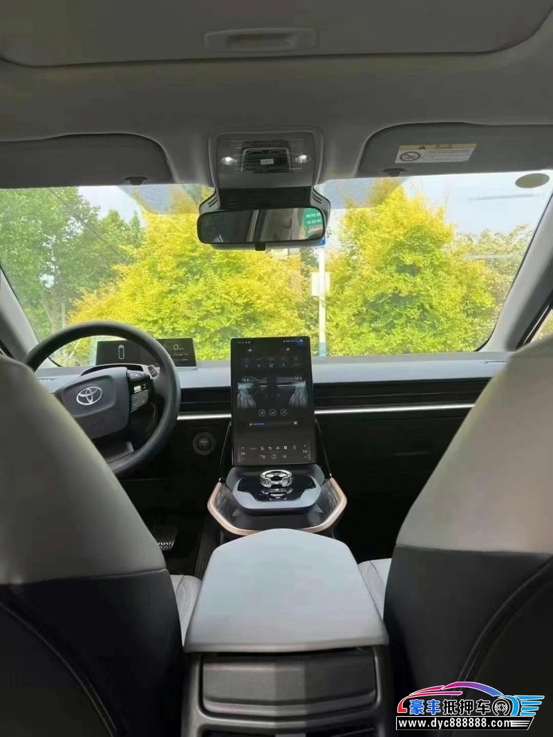 25年丰田BZ3轿车抵押车出售