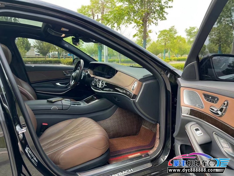 19年奔驰迈巴赫S级轿车抵押车出售