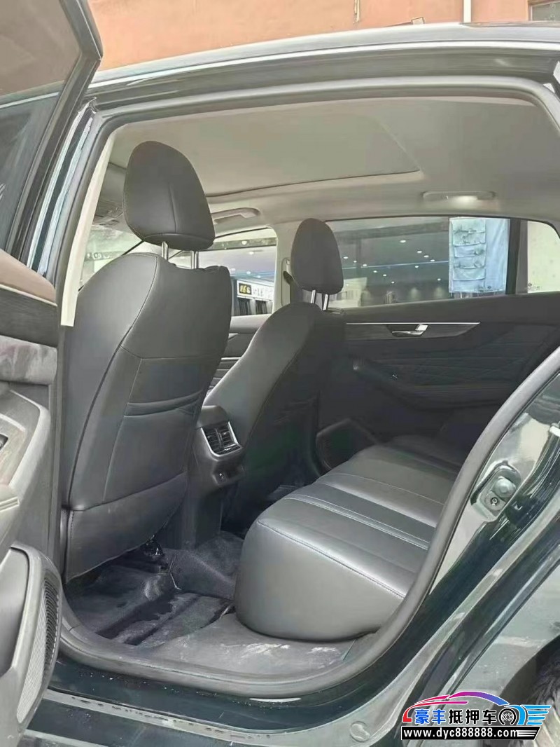 22年东风风神奕炫轿车抵押车出售