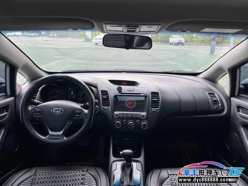 16年起亚K3轿车抵押车出售