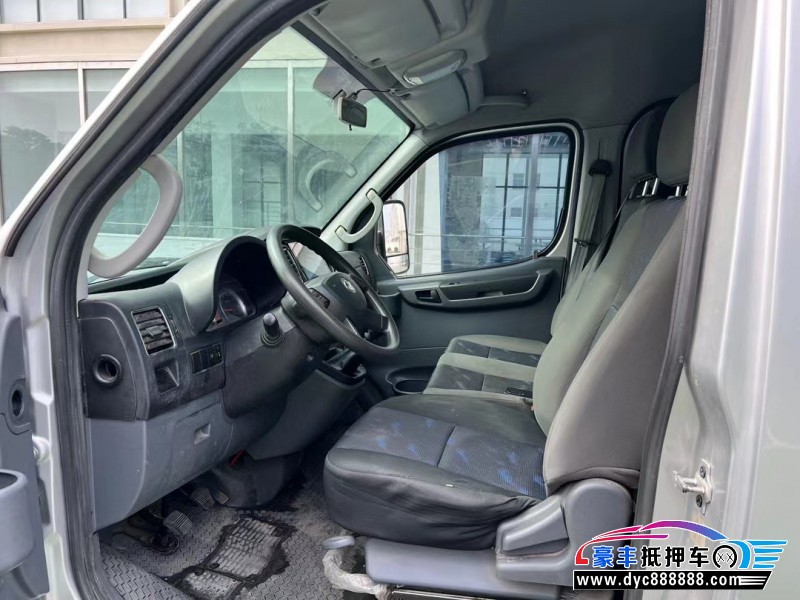 21年东风御风轿车抵押车出售