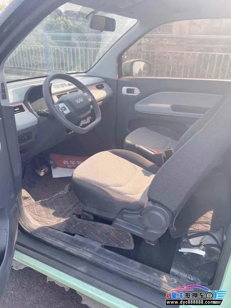 22年奇瑞冰淇淋轿车抵押车出售