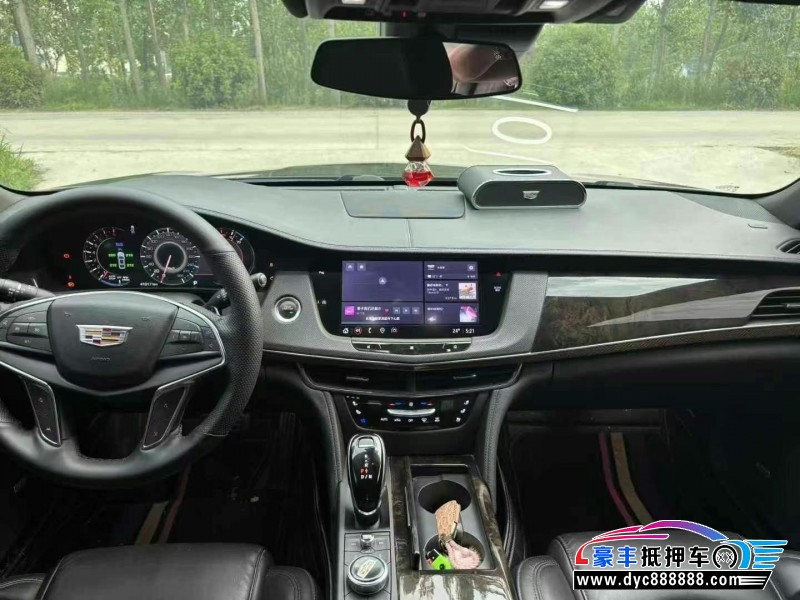 21年凯迪拉克CT6轿车抵押车出售