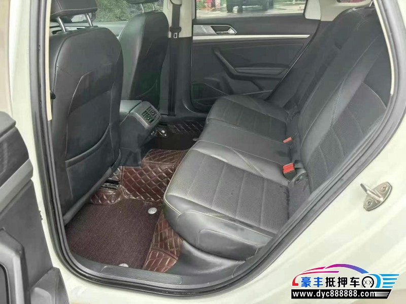 18年大众朗逸轿车抵押车出售