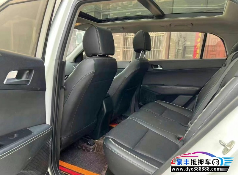 19年现代ix25轿车抵押车出售