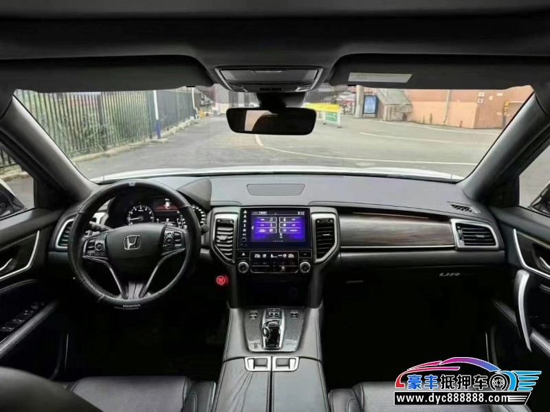 18年本田UR-V轿车抵押车出售
