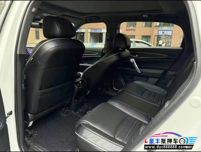 18年本田UR-V轿车抵押车出售