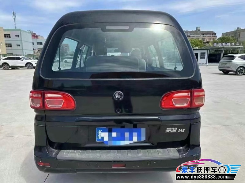 22年东风风行菱智轿车抵押车出售