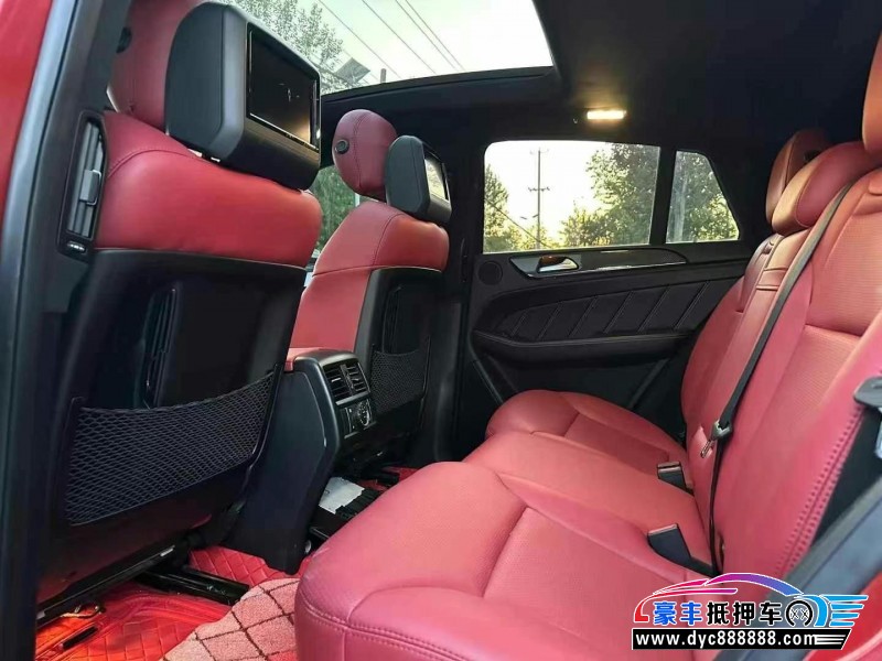 16年奔驰GLE轿车抵押车出售