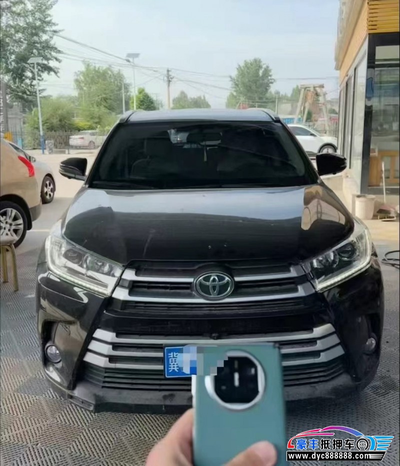 20年丰田汉兰达轿车抵押车出售