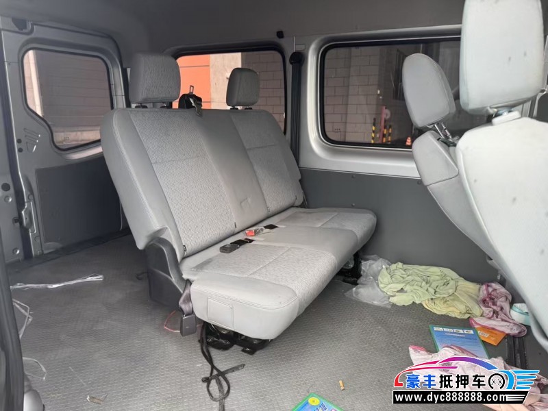 23年福田图雅诺轿车抵押车出售