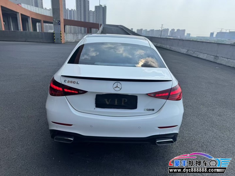 24年奔驰C轿车抵押车出售