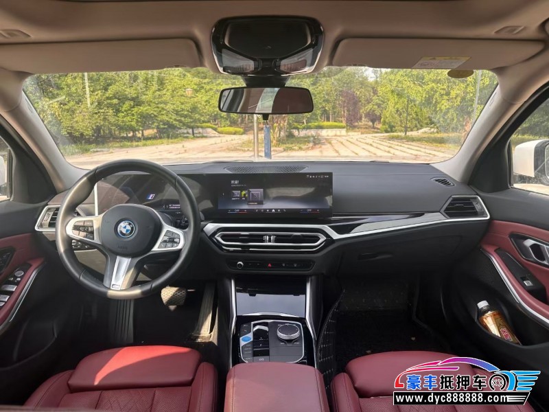 24年宝马i3轿车抵押车出售