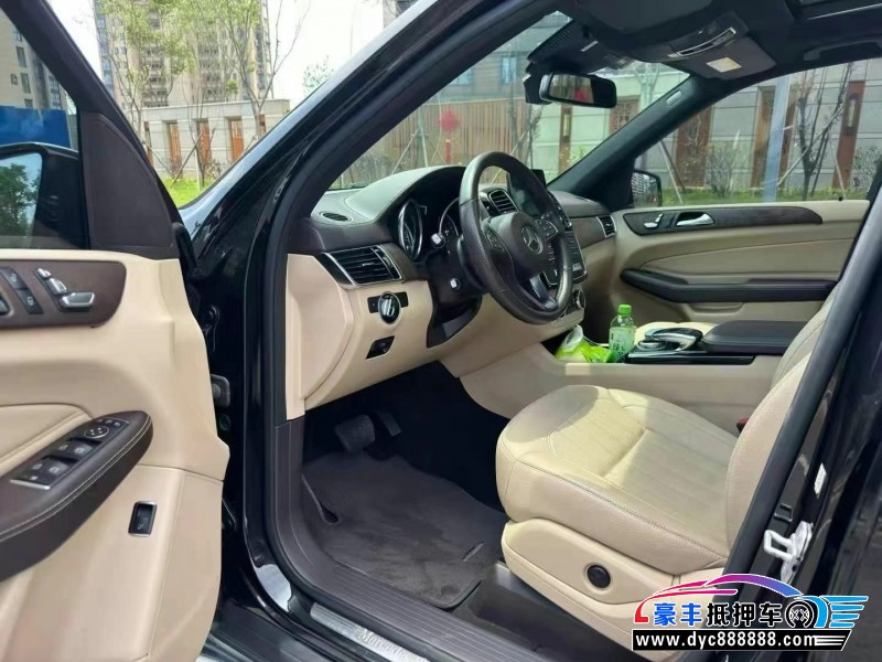 17年奔驰GLE轿车抵押车出售